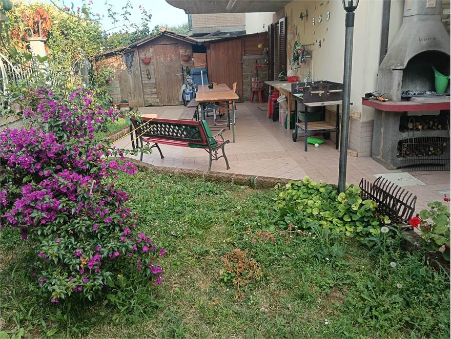 Photo 22
